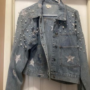 Women distressed jean jacket